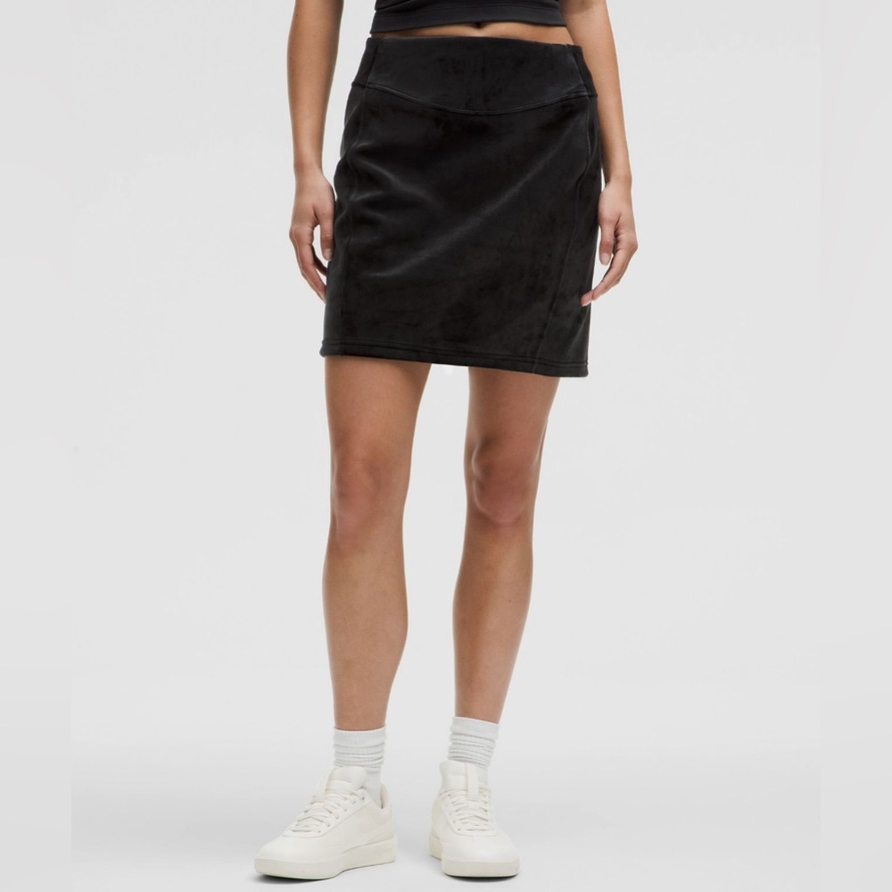 Lululemon Scuba HR Mini Skirt Black Velvet M - Picture 6 of 9